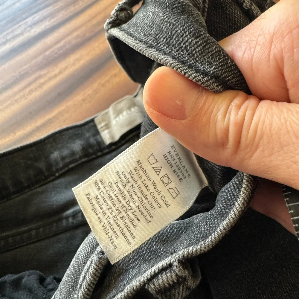 Everlane High Rise skinny jean washed black